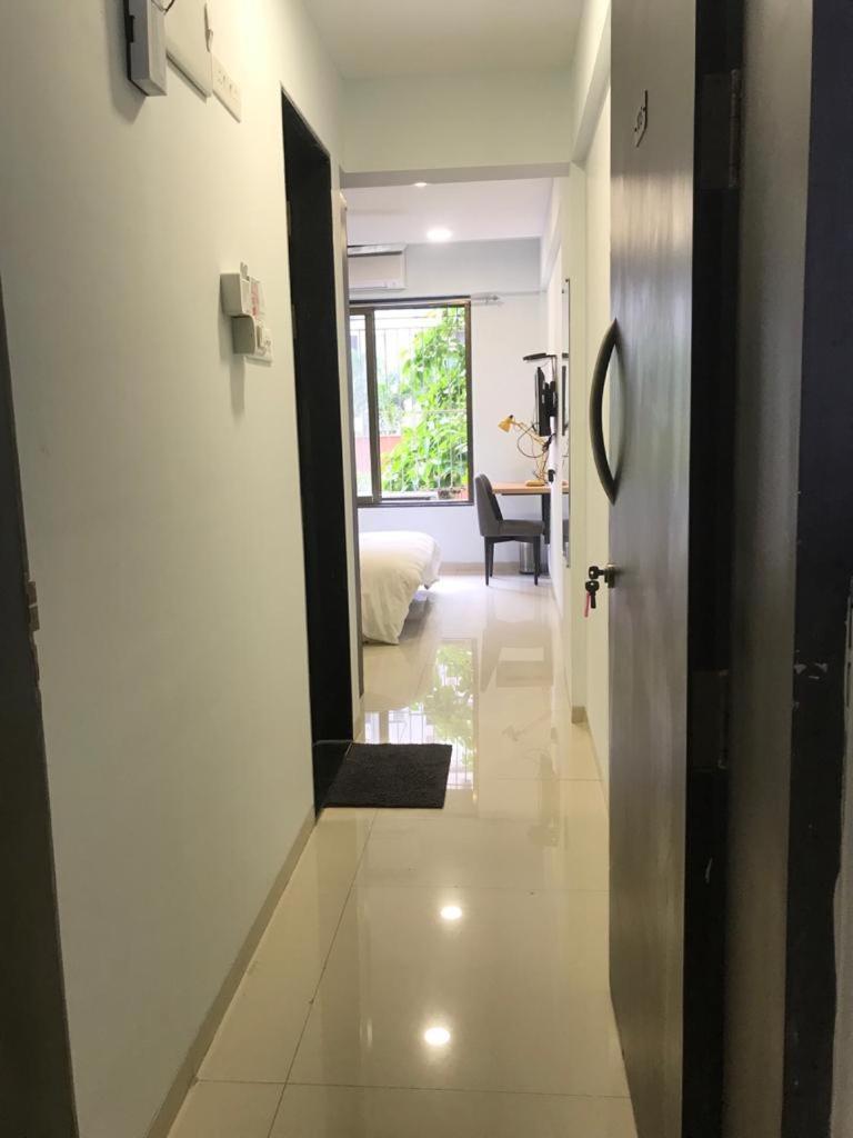 Hooliv 7 Avenues G Block Hotel Púna Kültér fotó